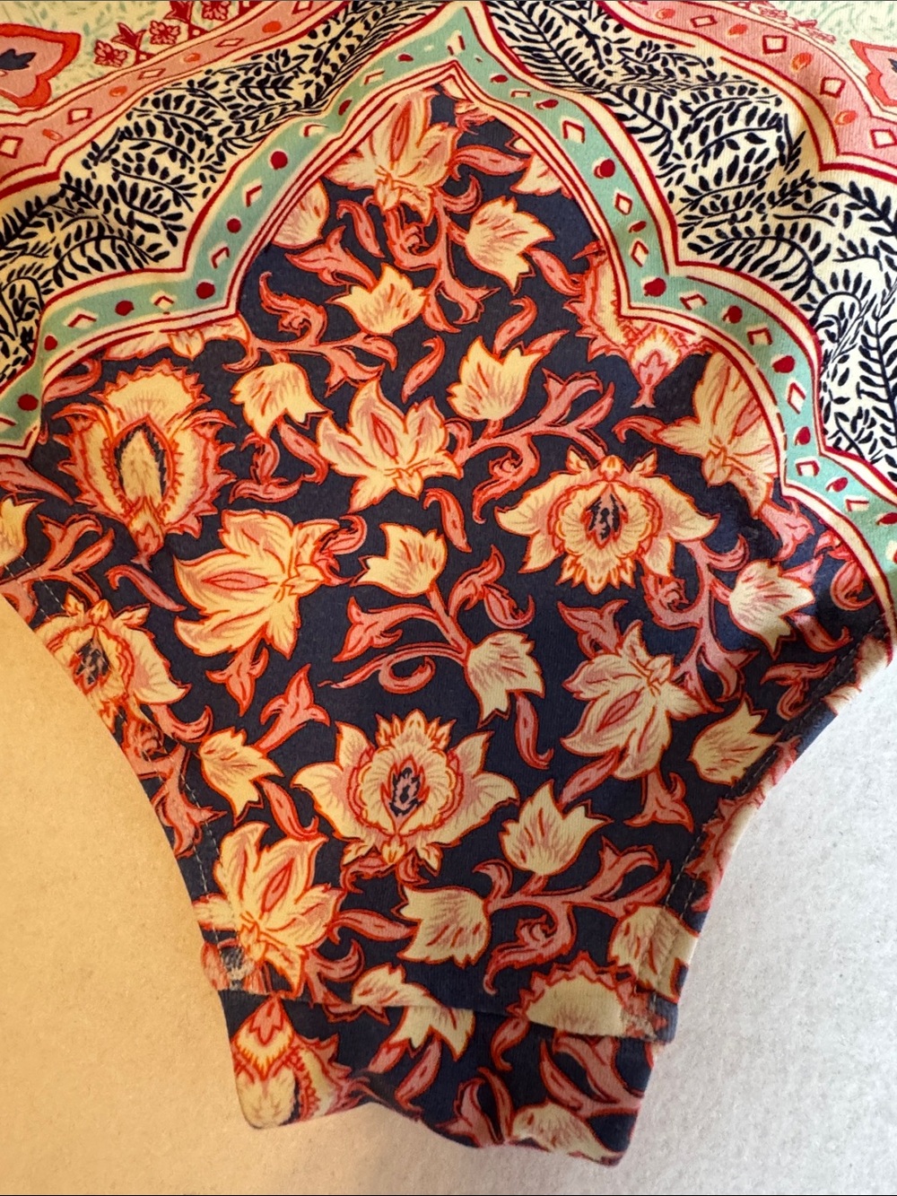 BILLABONG Unique Paisley Boho Bikini Set with Triangle Tie Top Size M EUC - Picture 6 of 10